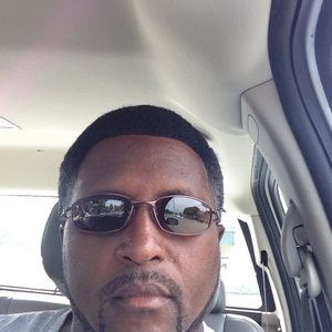 Meet your Posher, Leonard